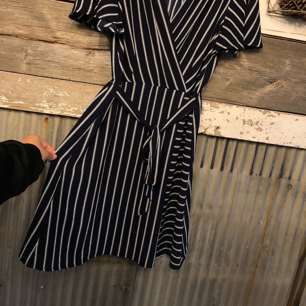 navy and white stripped summer dress - Picture 5 of 5
